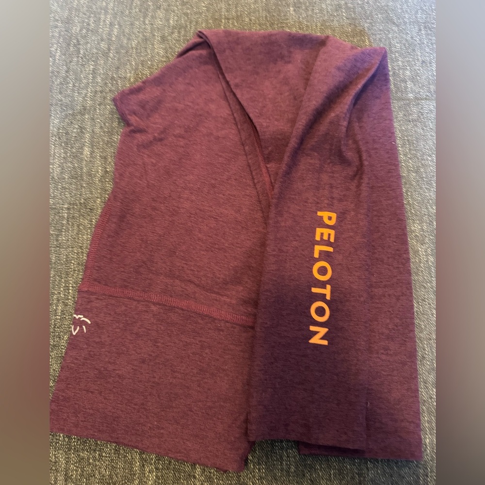 Peloton Beyond Yoga Collab Leggings - GUC